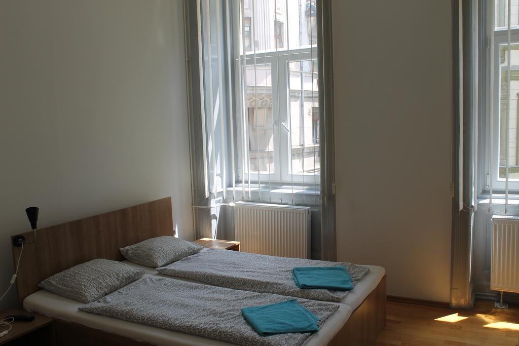 Capital Guesthouse Budapest Eksteriør bilde