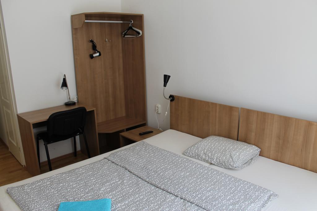 Capital Guesthouse Budapest Eksteriør bilde