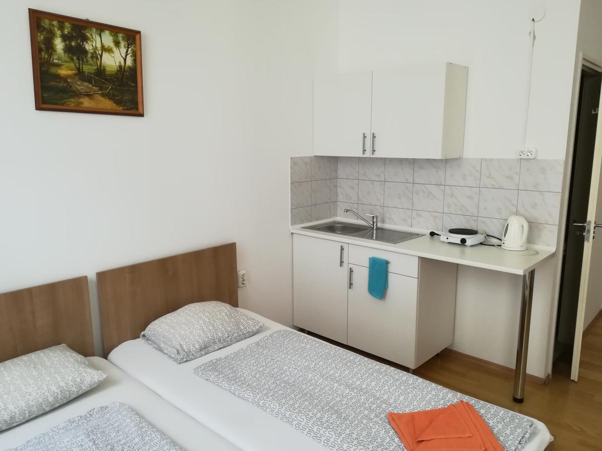 Capital Guesthouse Budapest Eksteriør bilde